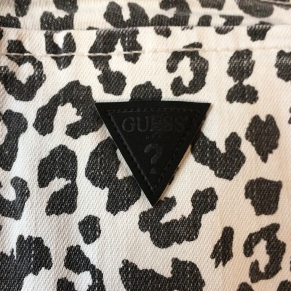 Guess Leopard Shorts - Picture 5 of 7